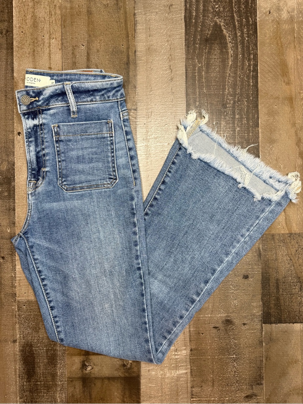 Hidden Patch Pocket High-Rise Light Blue Frayed Hem Jeans size 27